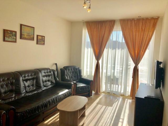 Ferienwohnung Mamaia Nord Năvodari Exterior foto